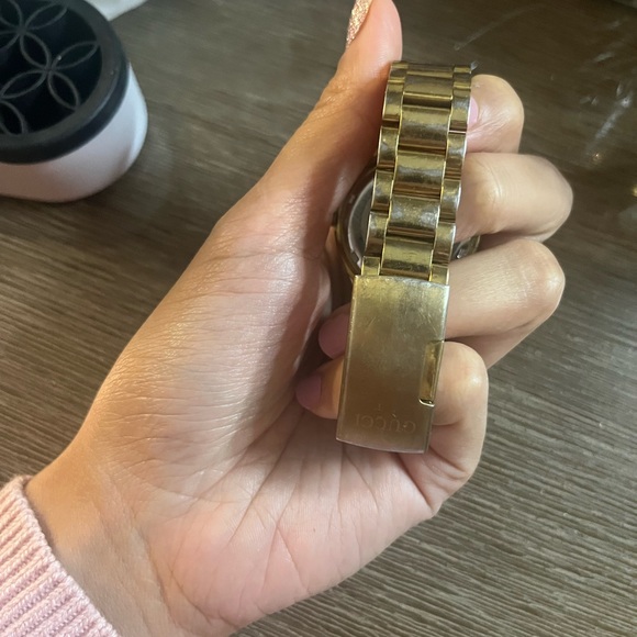 Gucci watch - Picture 3 of 6